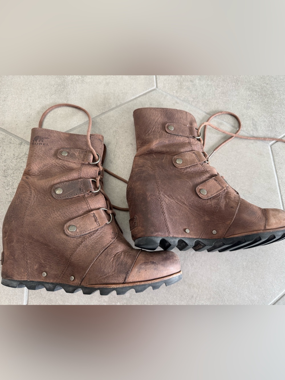 Sorel Brown Leather Lace-Up Wedge Boots